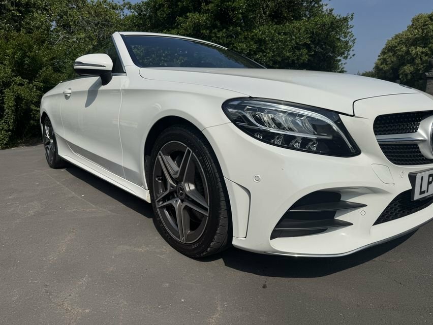Mercedes-Benz C Class 2L Amg Line White