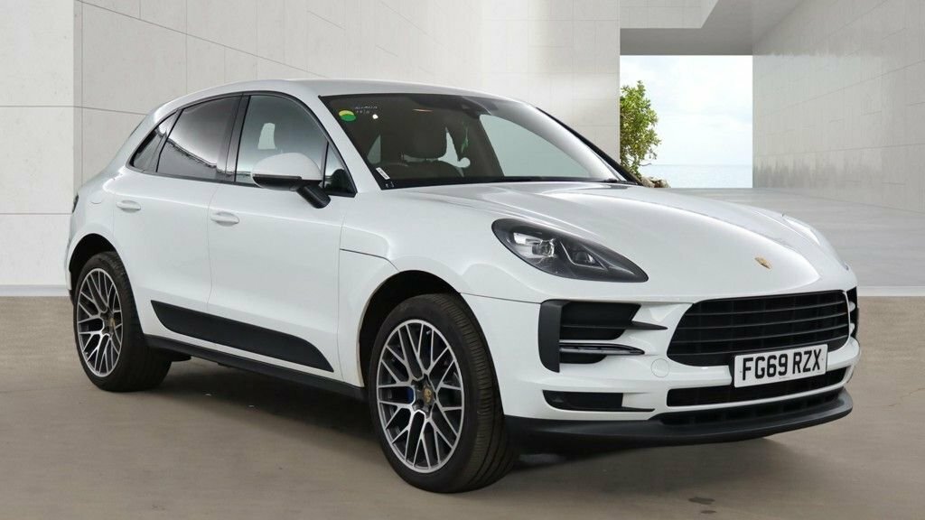 Porsche Macan 2L Null White