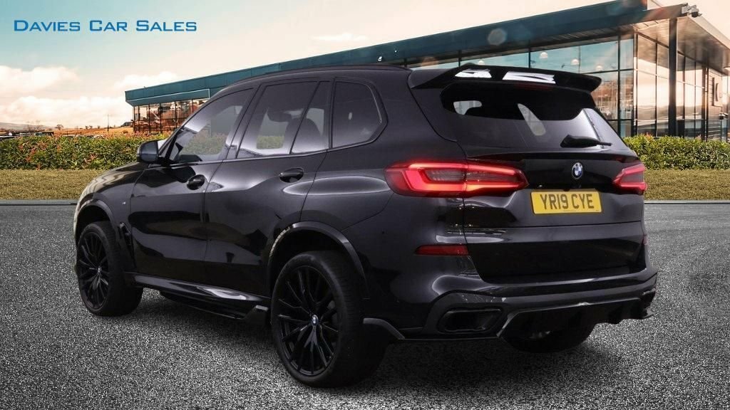 BMW X5 3L M Sport Black #3