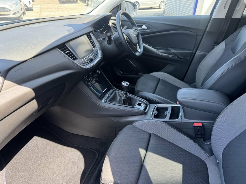 Vauxhall Grandland X 1.5L Sri Nav Blue #5