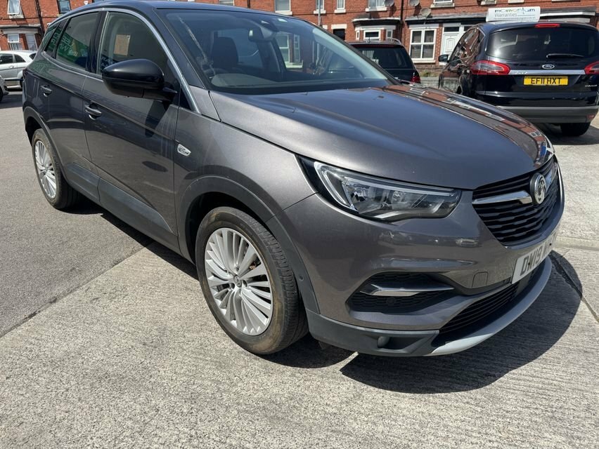 Vauxhall Grandland X 1.5L Sport Nav Grey