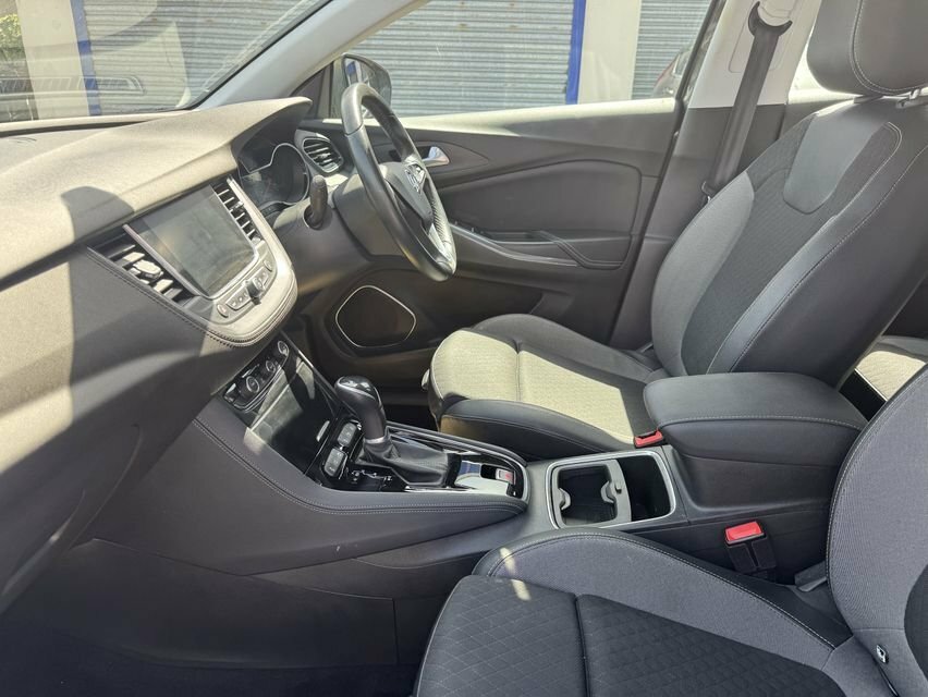 Vauxhall Grandland X 1.5L Sport Nav Grey #5