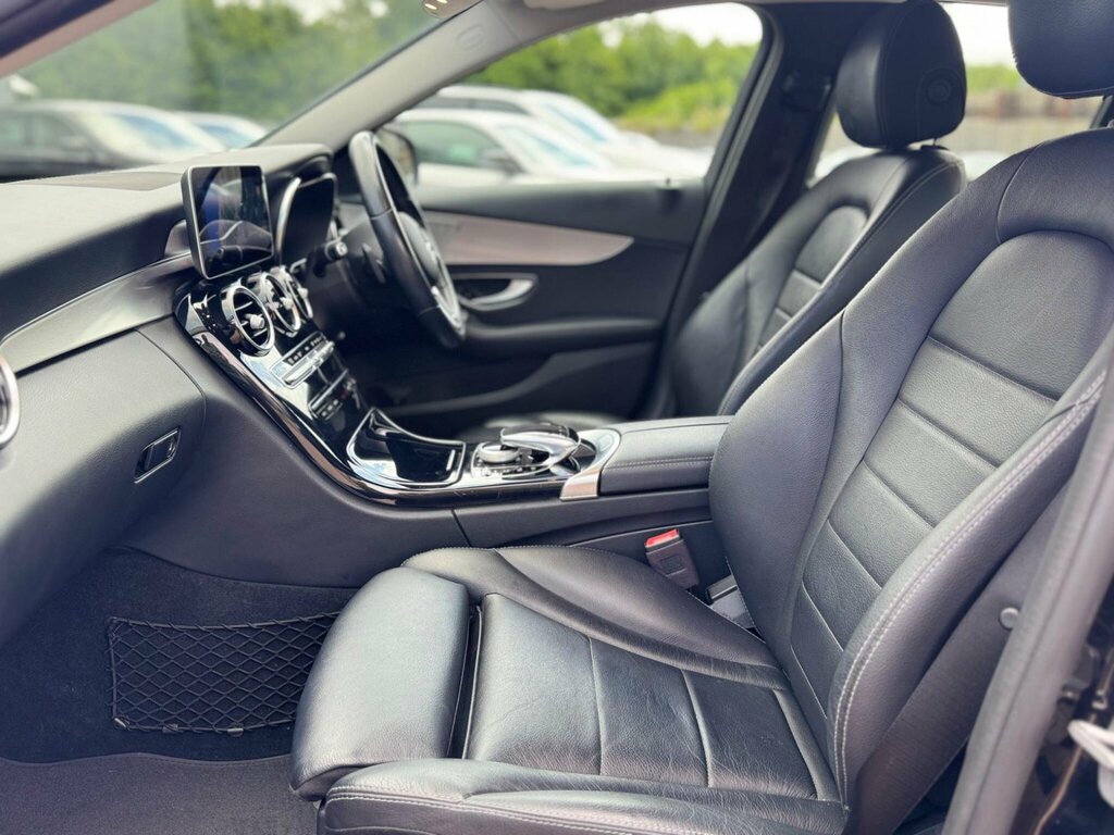 Mercedes-Benz C Class Black #36
