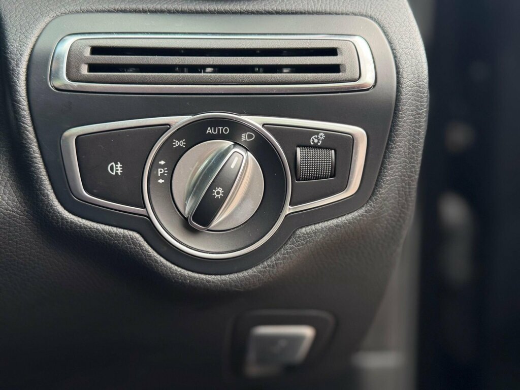 Mercedes-Benz C Class Black #27