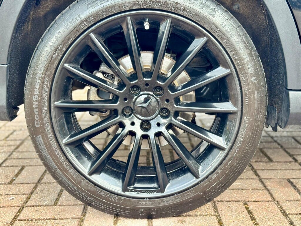 Mercedes-Benz GLA Class Gla 220 D Black #23