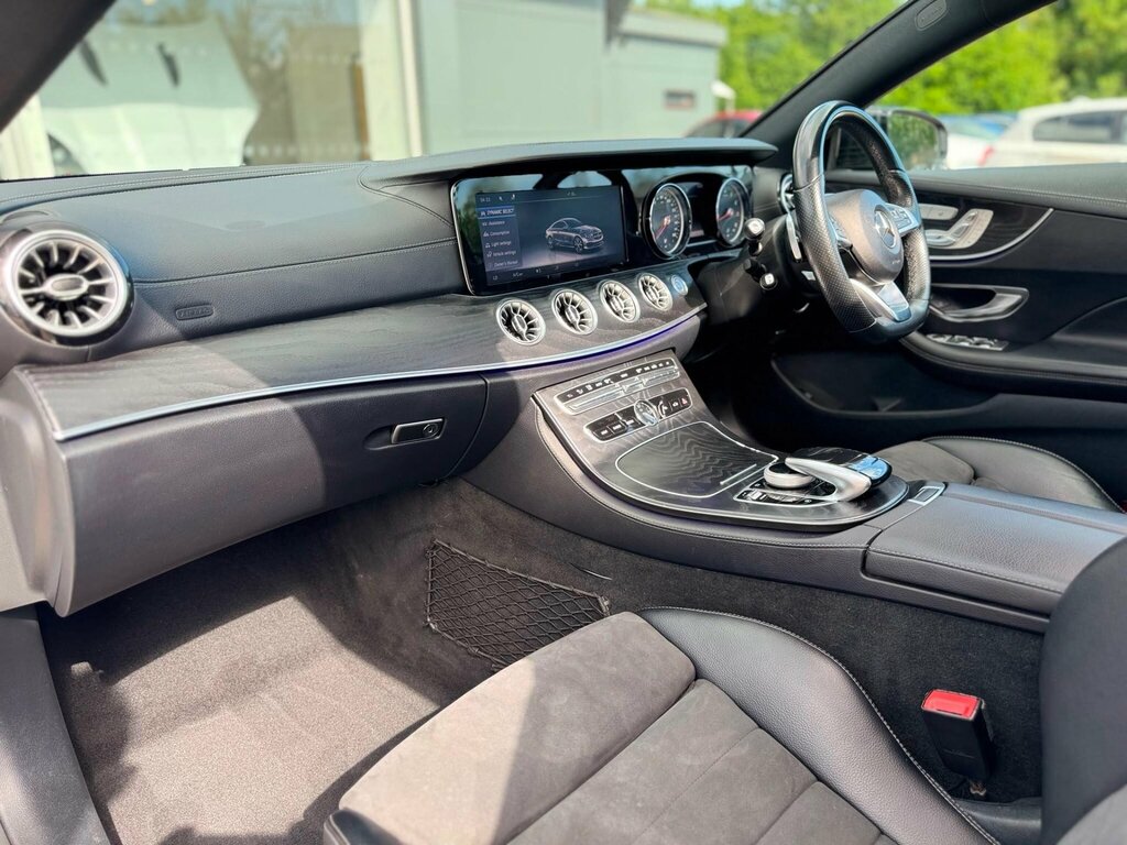 Mercedes-Benz E Class 2.0 E300 Amg Line Premium G-tronic Euro 6 Ss White #3