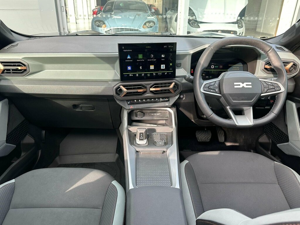 Dacia Bigster 1.2 Tce 140 Extreme Grey #14