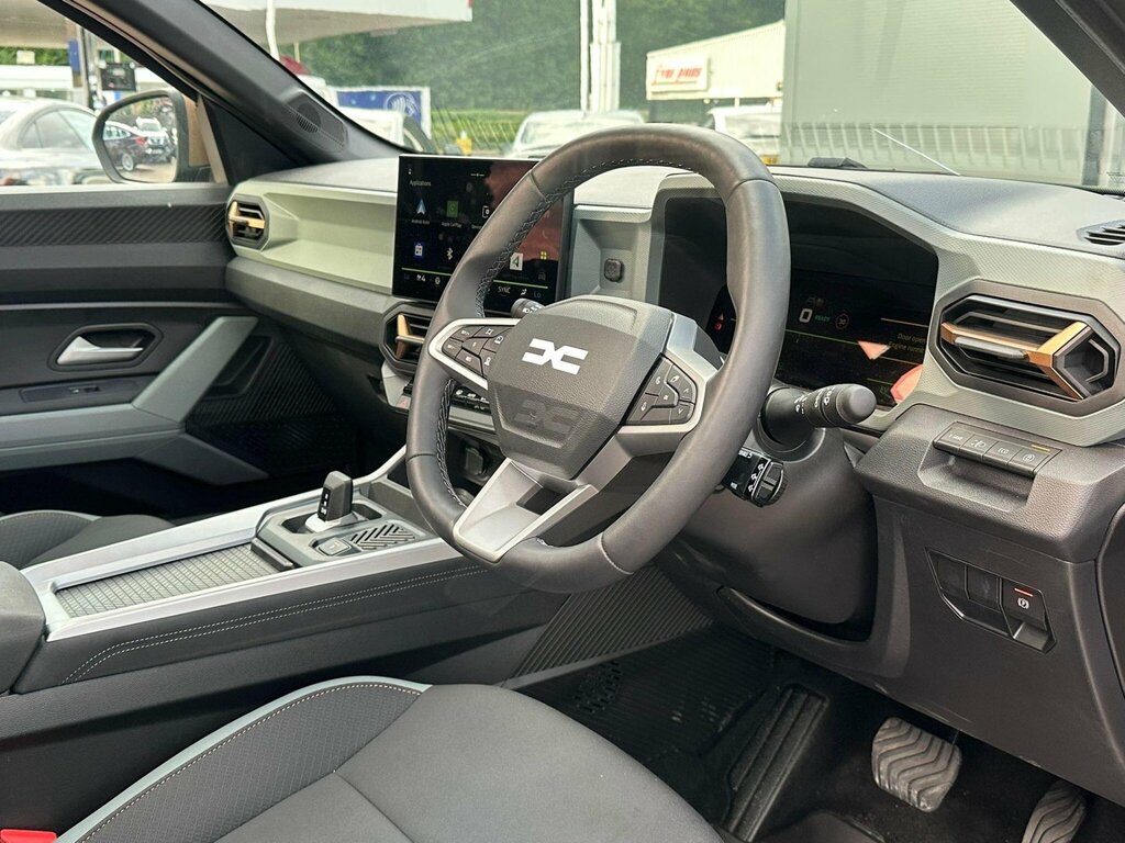 Dacia Bigster 1.2 Tce 140 Extreme Grey #3