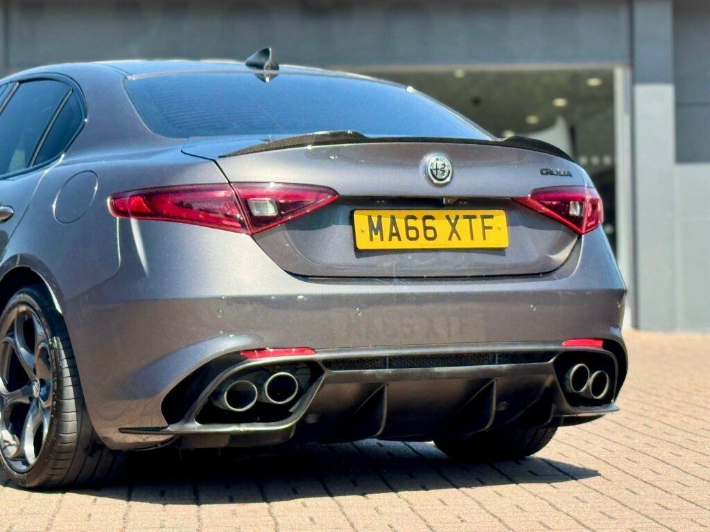 Alfa Romeo Giulia 2.0L Tb 280 Bhp Red #10