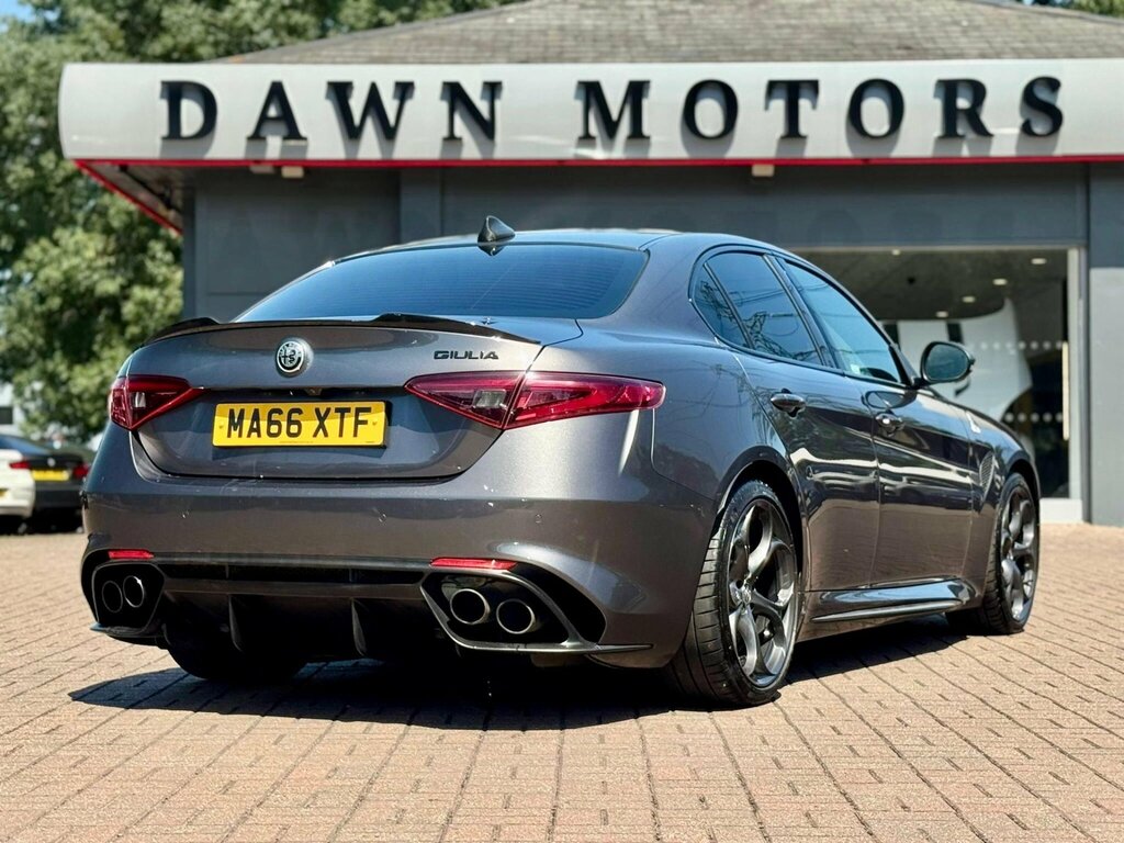 Alfa Romeo Giulia 2.0L Tb 280 Bhp Red #12