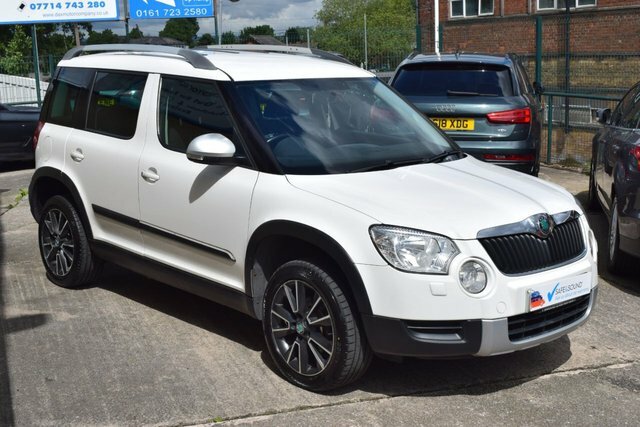Skoda Yeti 2.0 Tdi Urban Suv White #4