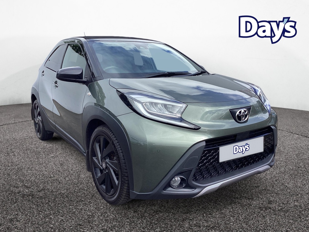 Toyota Aygo X 1.0 Vvt-i Exclusive Hatchback X-shift E Green #3