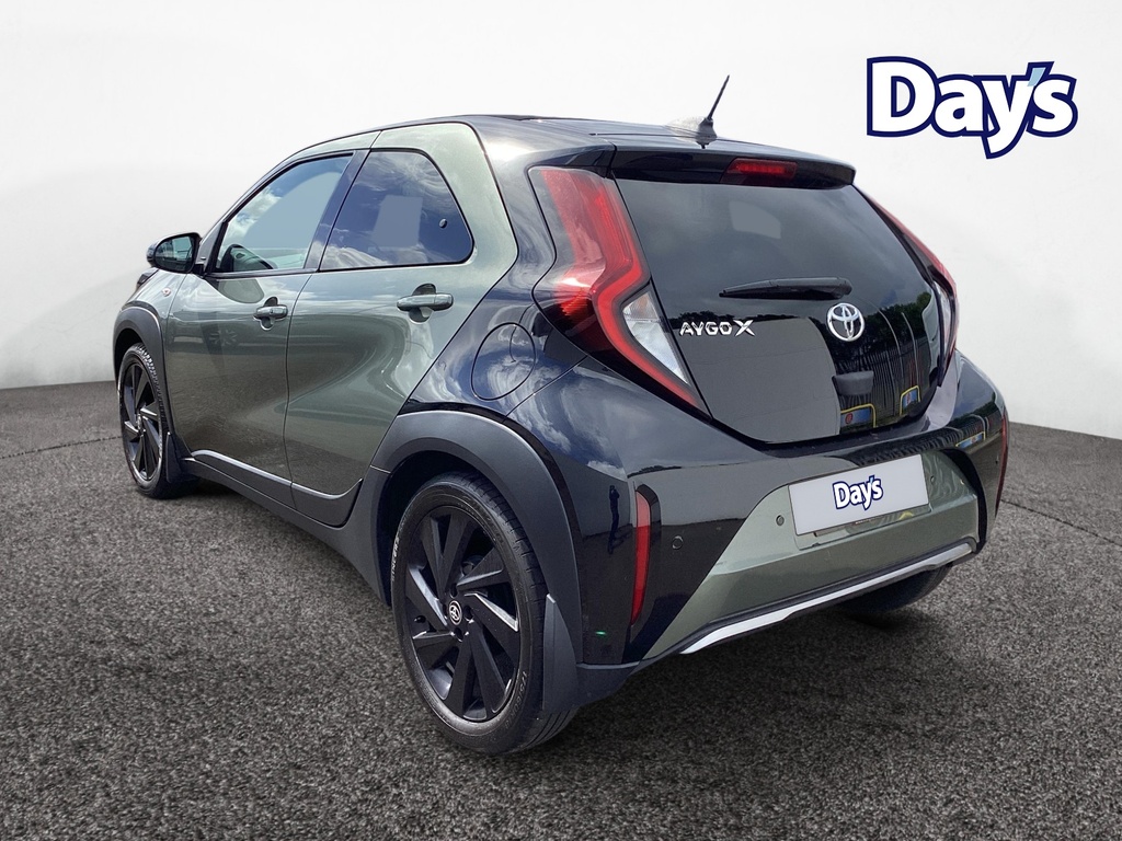 Toyota Aygo X 1.0 Vvt-i Exclusive Hatchback X-shift E Green #6