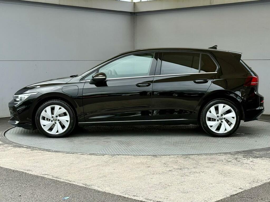 Volkswagen e-Golf 1.5 Tsi Ehybrid 19.7Kwh Style Plug-in Hybri Black #5