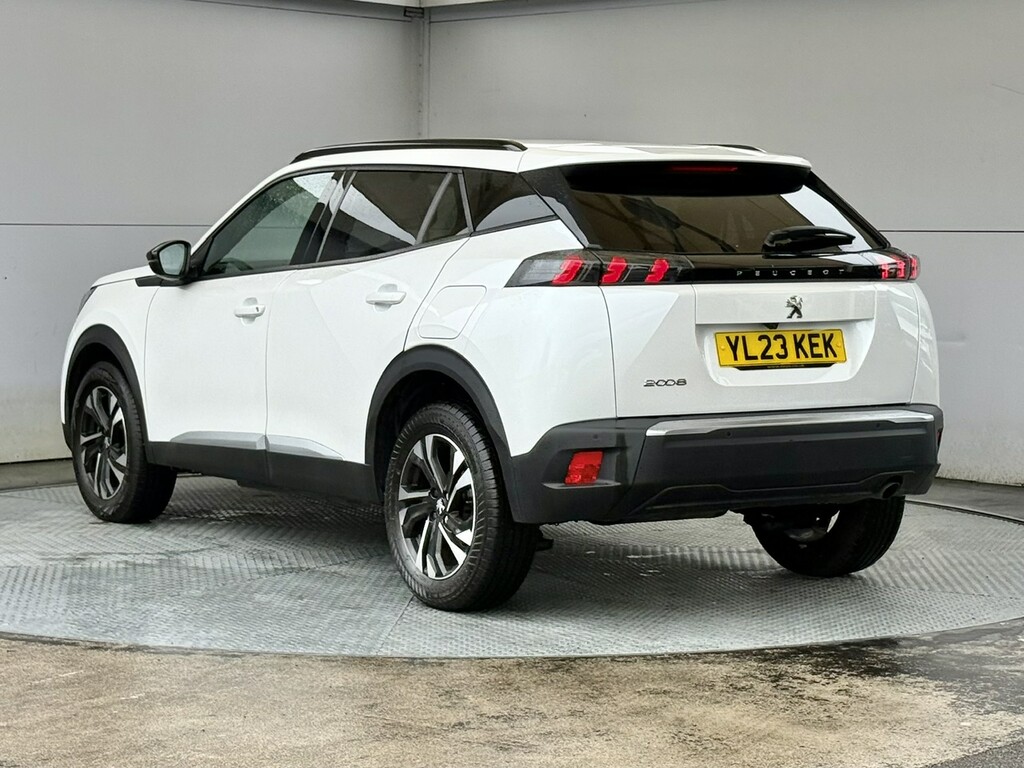 Peugeot 2008 1.2 Puretech Allure Premium Ps White #5