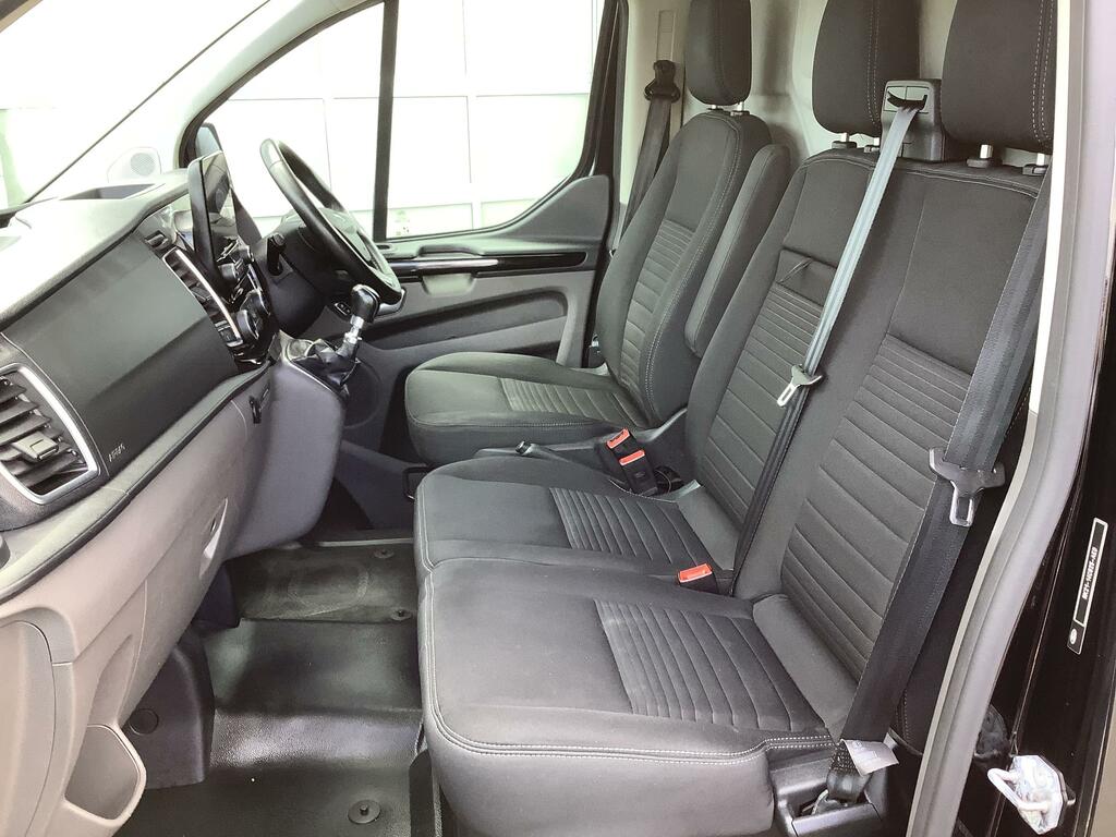 Ford Transit Custom 300 Limited Panel Van 2.0L 130 Ps 6 Spe Black #4