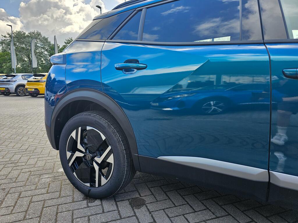 Peugeot 2008 Allure Black #10