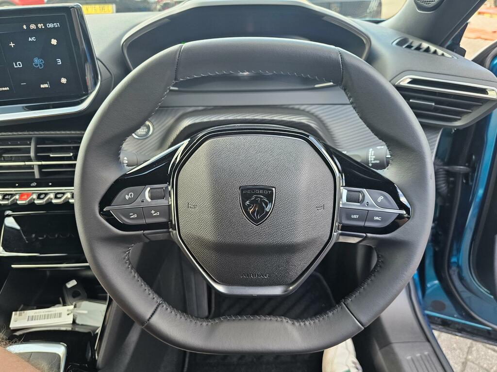 Peugeot 2008 Allure Black #14