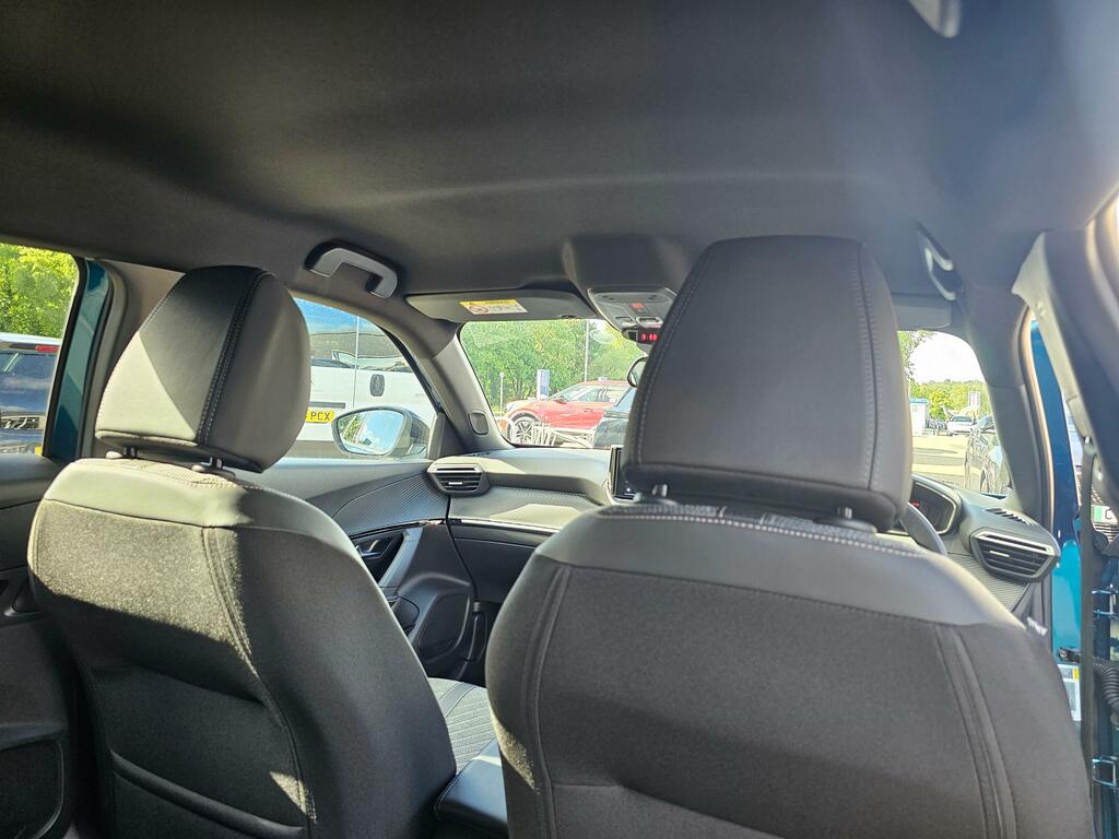 Peugeot 2008 Allure Black #31