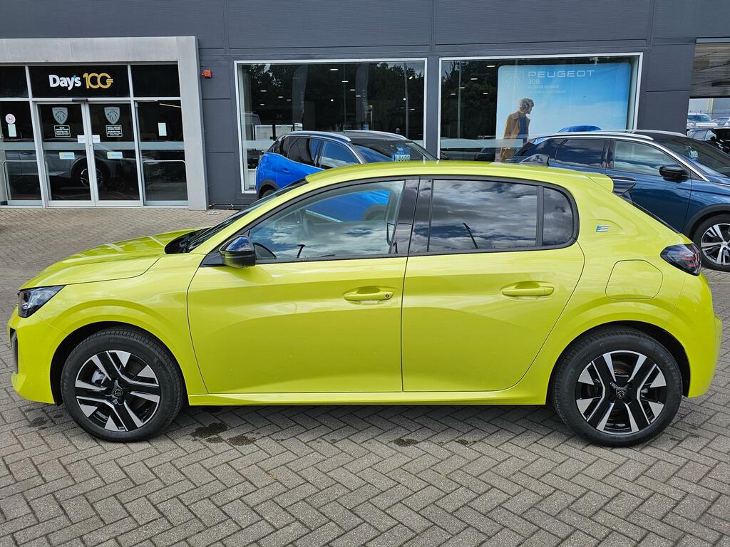 Peugeot e-208 50Kwh Allure Hatchback 7.4Kw Ch Yellow #4