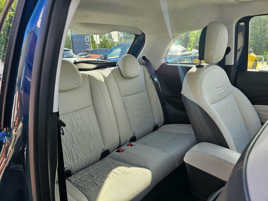 Fiat 500E 500E Icon Black #21