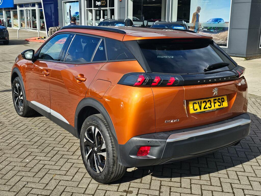 Peugeot 2008 1.2 Puretech Allure Premium Suv Manua CV23FSP Orange #5