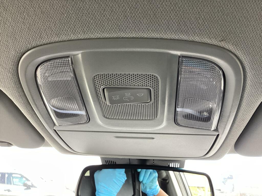 Kia Niro 4 White #21