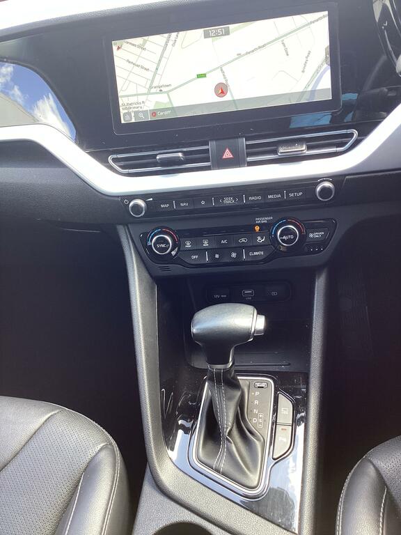 Kia Niro 4 White #26