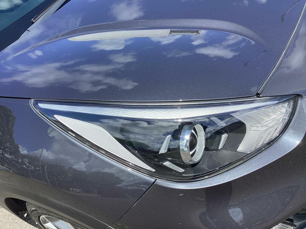 Kia Niro 4 White #17