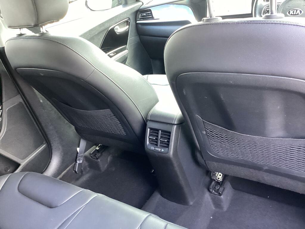 Kia Niro 4 White #39