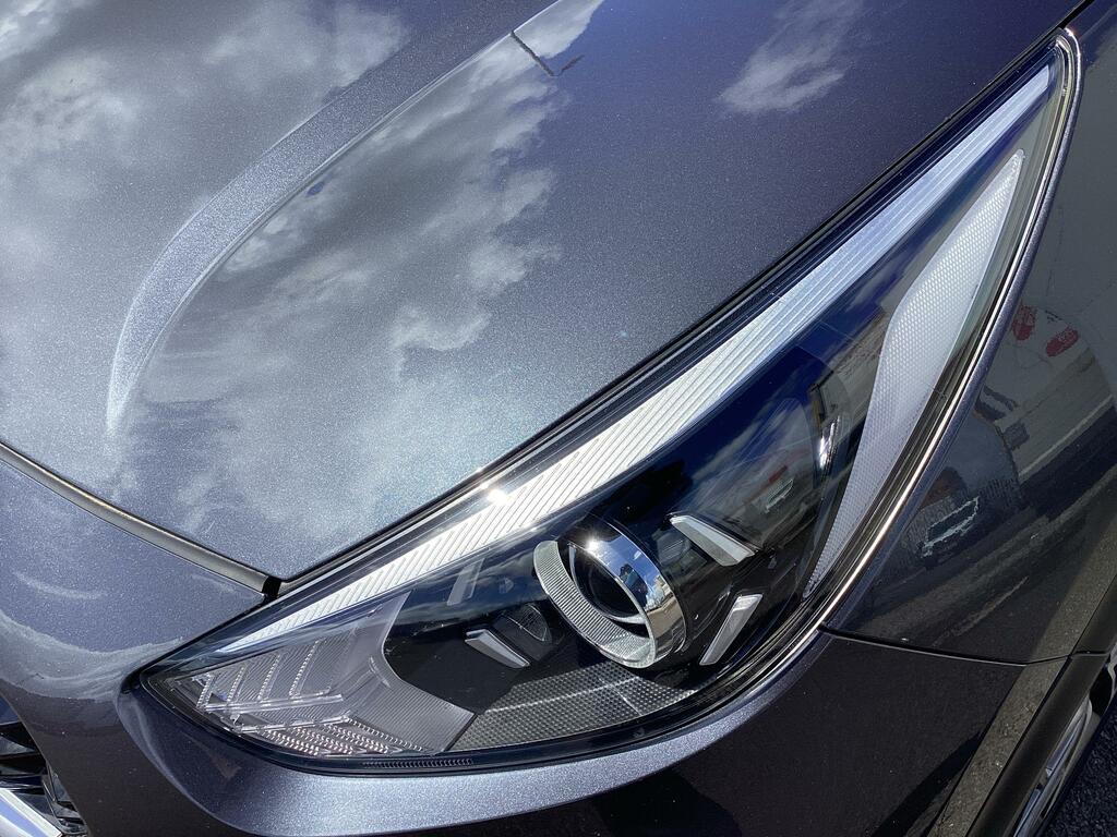 Kia Niro 4 White #18