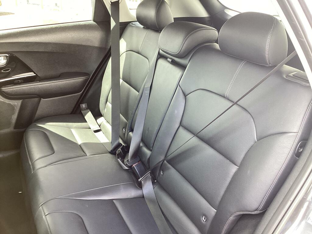 Kia Niro 4 White #36