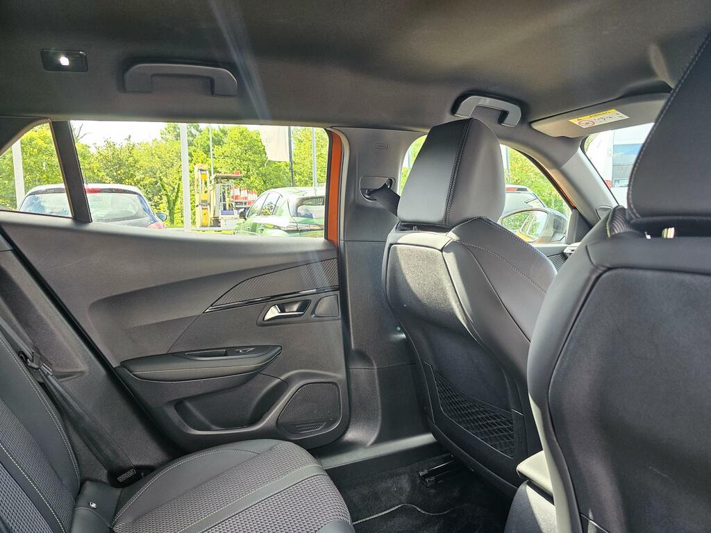Peugeot 2008 2008 Active Premium Puretech Ss Black #28