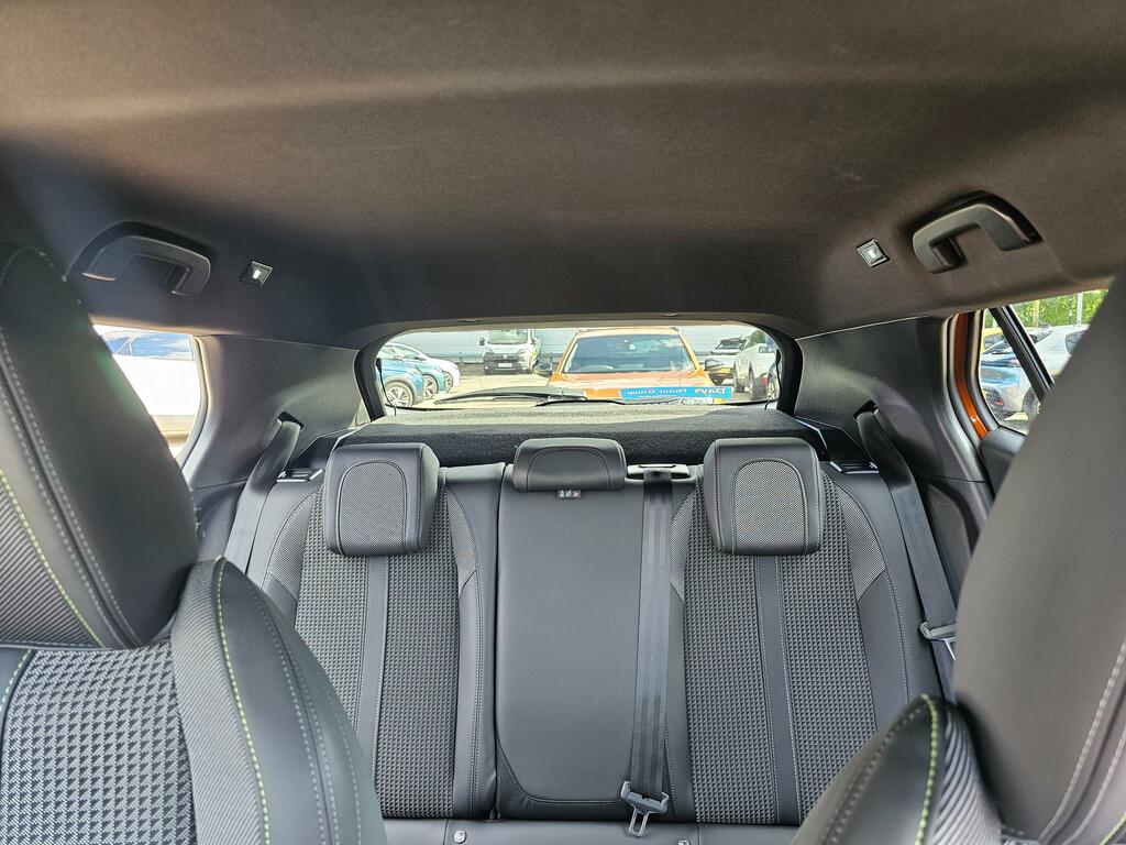 Peugeot 2008 2008 Active Premium Puretech Ss Black #26