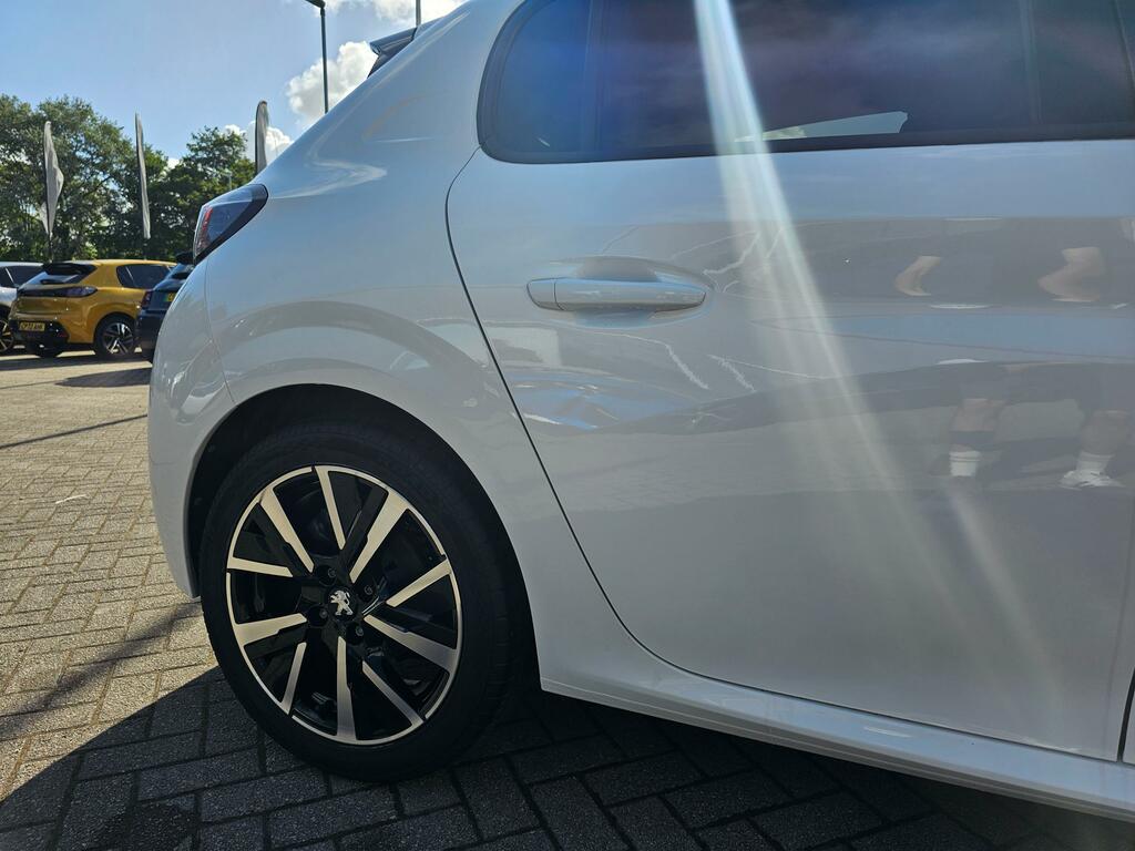 Peugeot 208 1.2 Puretech Active Grey #10