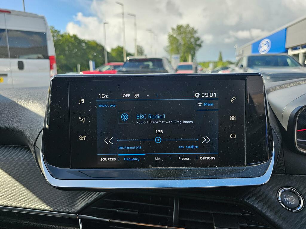 Peugeot 208 1.2 Puretech Active Grey #17