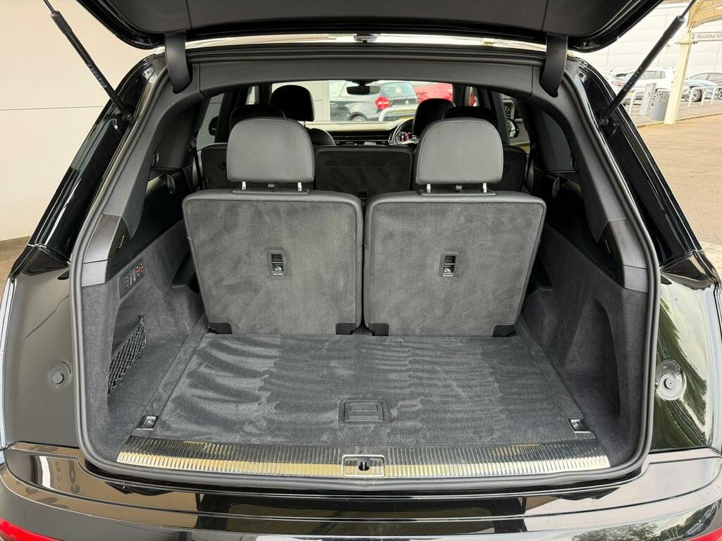 Audi Q7 55 Tfsi Quattro S Line Tiptronic 2023 Black #11