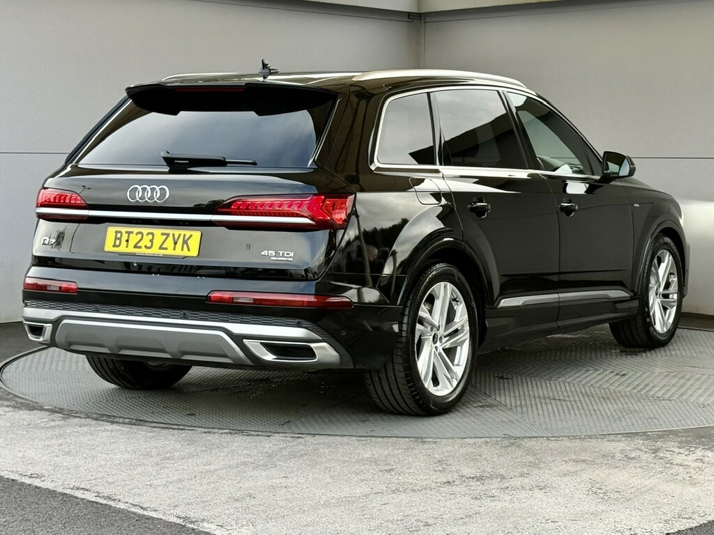Audi Q7 55 Tfsi Quattro S Line Tiptronic 2023 Black #8