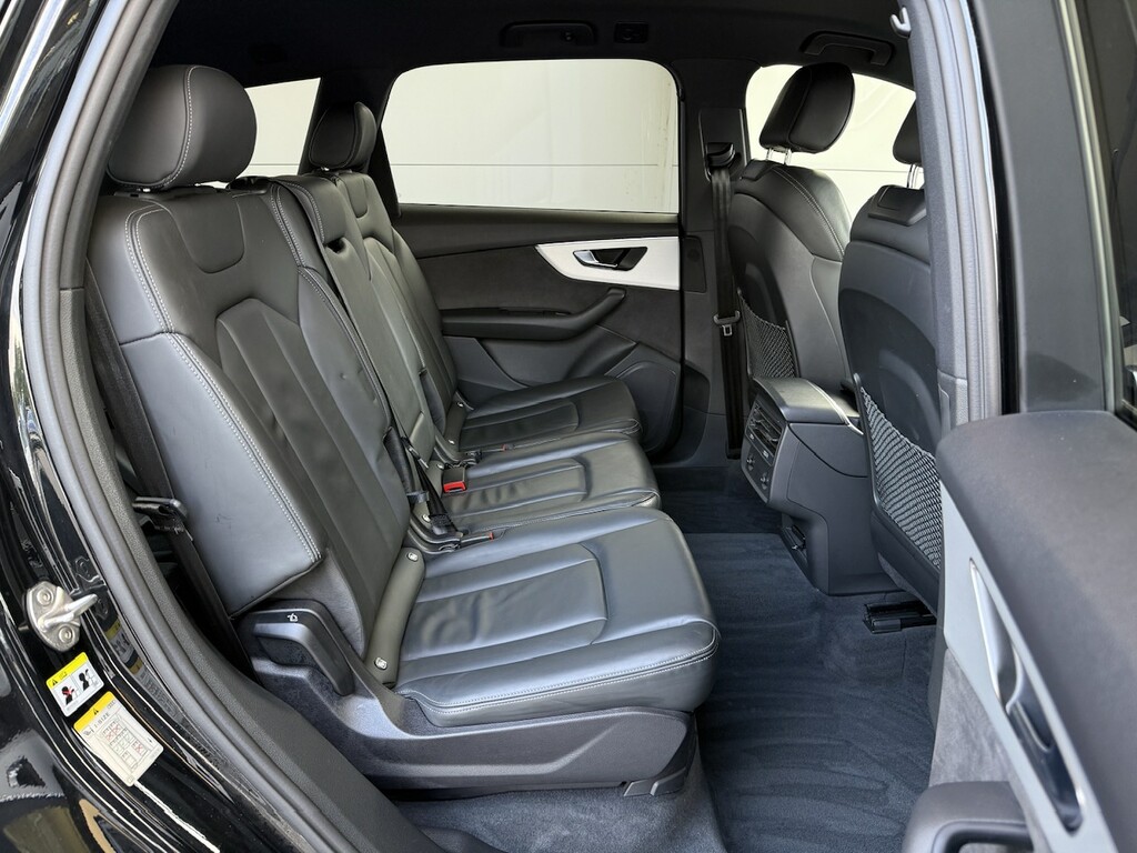 Audi Q7 55 Tfsi Quattro S Line Tiptronic 2023 Black #23