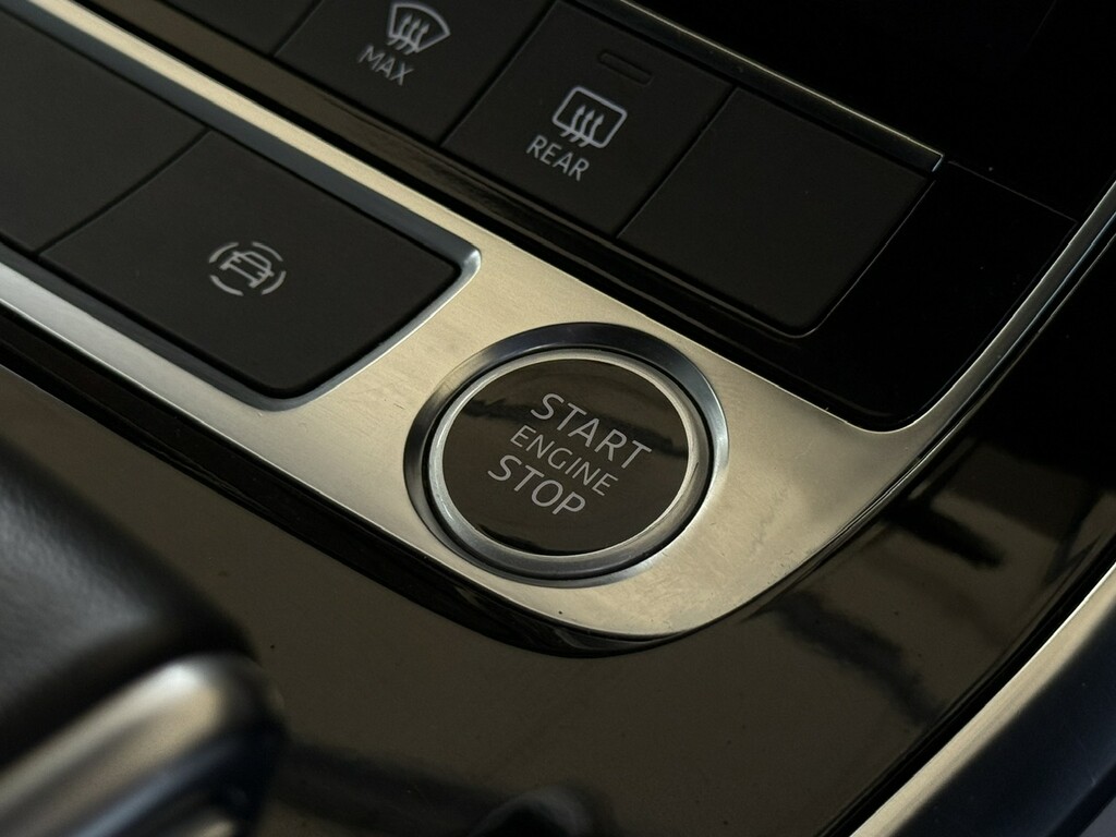 Audi Q7 55 Tfsi Quattro S Line Tiptronic 2023 Black #36