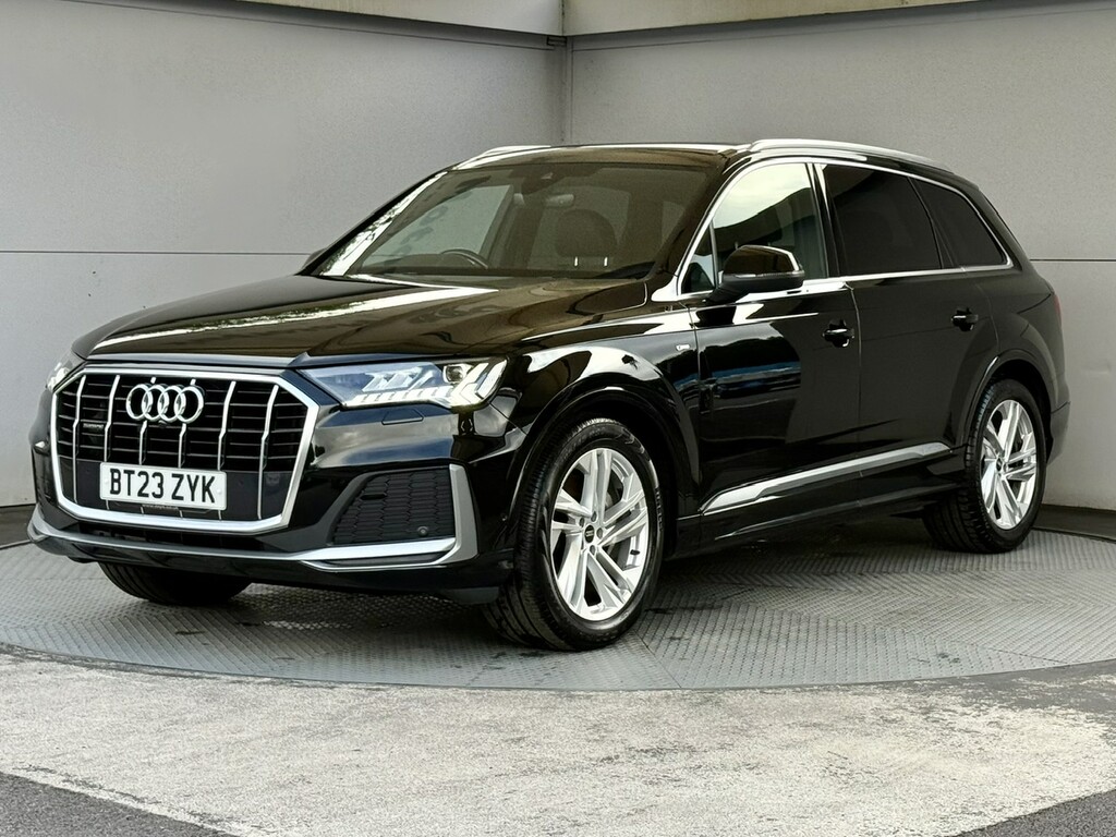 Audi Q7 3.0 Tdi V6 45 S Line Tiptronic Quattro 231 Black #4