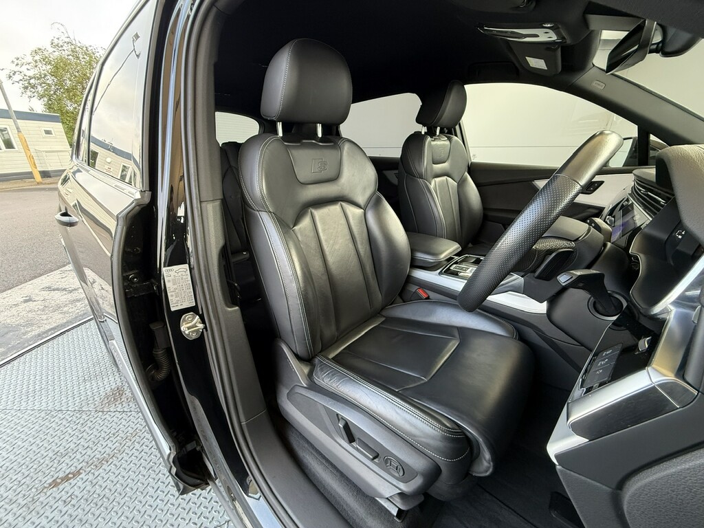 Audi Q7 55 Tfsi Quattro S Line Tiptronic 2023 Black #25