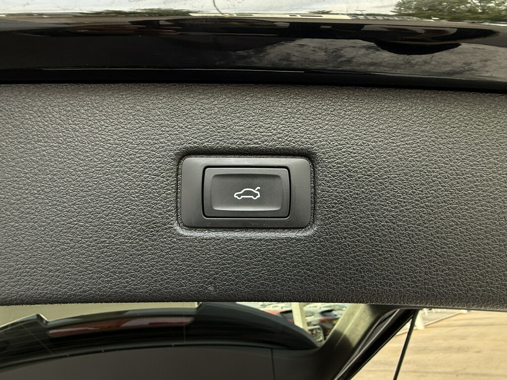 Audi Q7 55 Tfsi Quattro S Line Tiptronic 2023 Black #13