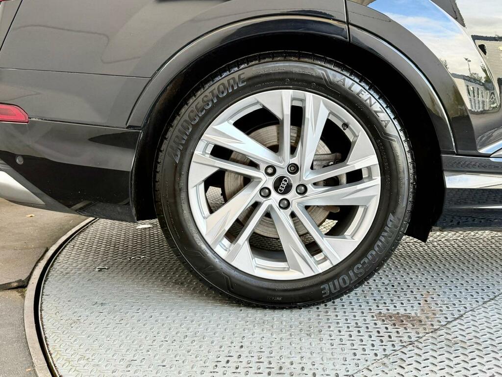 Audi Q7 55 Tfsi Quattro S Line Tiptronic 2023 Black #43
