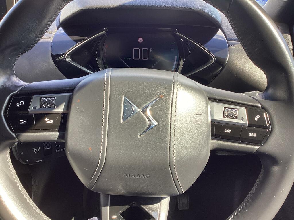 DS DS 3 Crossback Prestige Grey #26