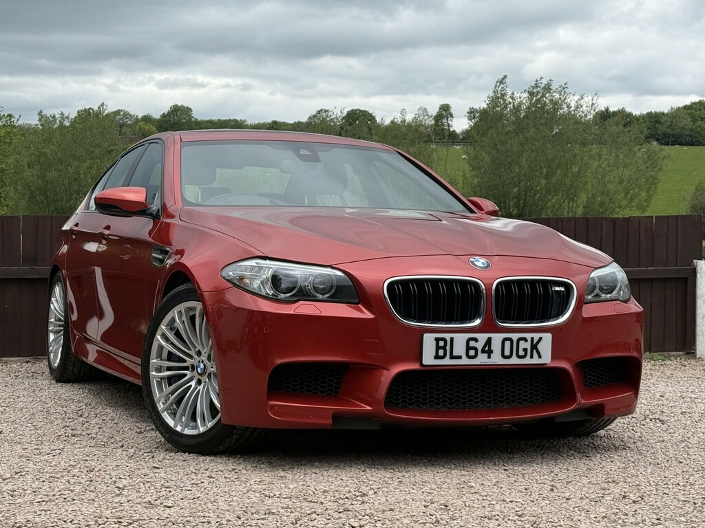 BMW M5 4.4 M5 Saloon Orange