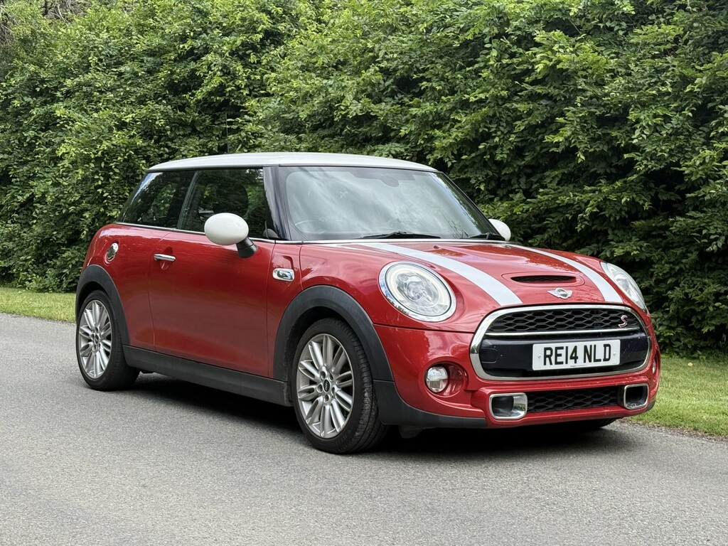 Mini Hatch 2.0 Cooper S 3-Door Hatch Red