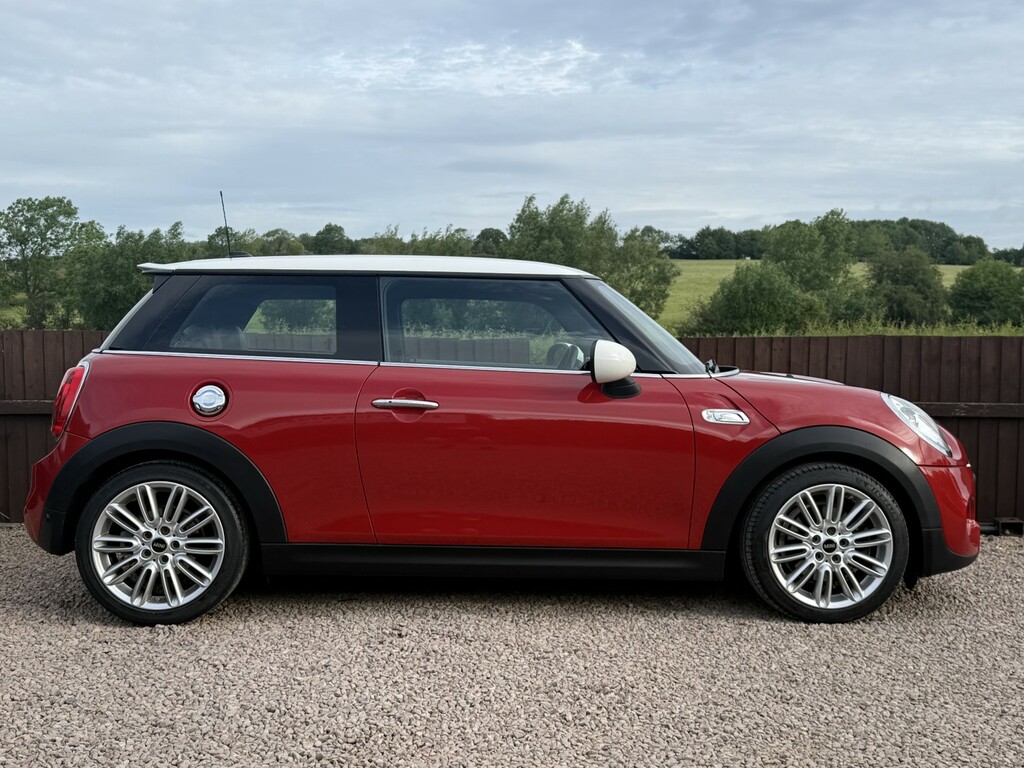 Mini Hatch 2.0 Cooper S 3-Door Hatch Red #3