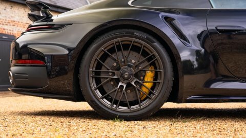 Porsche 911 3.6 T-hybrid Turbo #6