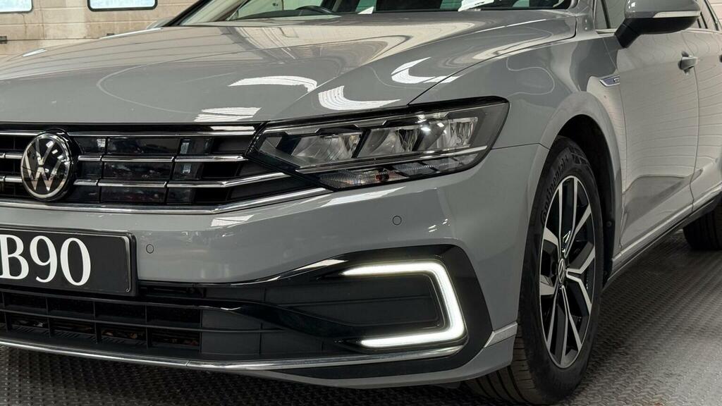 Volkswagen Passat 2.0 Tdi Evo Scr R-line Dsg #15